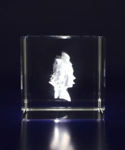 Photo Crystal 3D 40mm Cube Side View